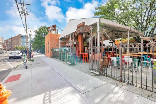 Housepitality - Harrison Mansion - Great Location