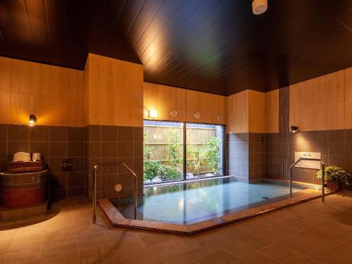 Hotel Route Inn Miyoshi Ekimae - 편의 시설/서비스