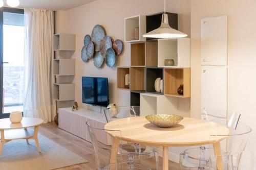 Chic 1BD Flat wSauna & Balcony Tetuán Madrid! - image 8