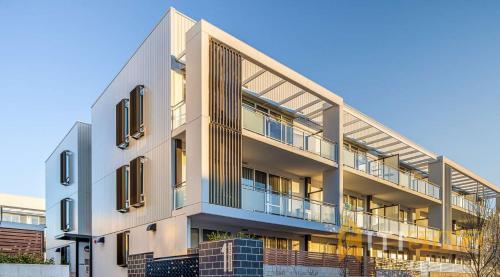 Wonder in Woden - 2 bd 2bth Apt