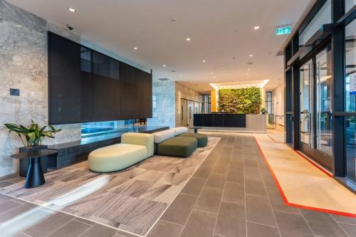 Unique and Central Jungle Oasis with Parking! in Burnaby (BC)