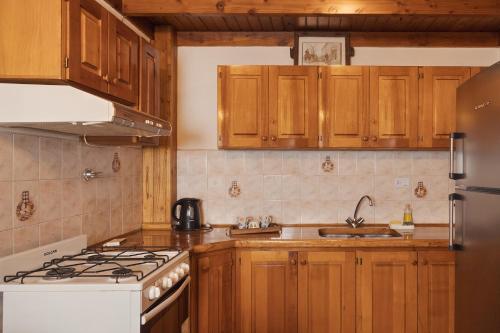 One-Bedroom Apartment image 9