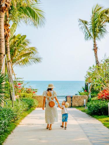 DoubleTree by Hilton Shanwei