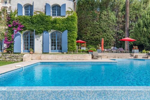 Historic Villa - 9 people - 20 minutes from Cannes - Private Pool