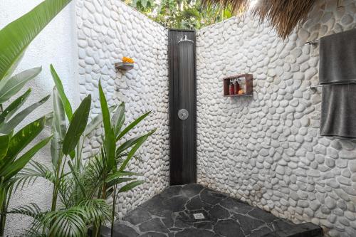 Deluxe Bungalow image 10