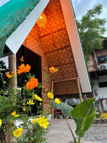 Villa Lovi Panagsama Beach Moalboal Room Type - Superior Chalet