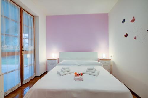 Apartment with Terrace image 5