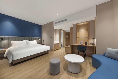 room detail thumbnail 1