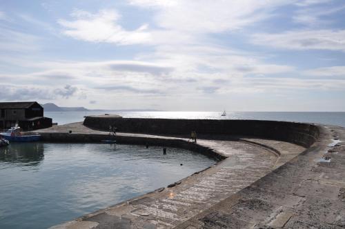 Bližnja znamenitost, The Retreat, own hot tub, romantic escape, near Lyme Regis in Raymond's Hill