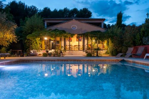 Bastide dou Pastre luxury and serenity in the heart of Provence