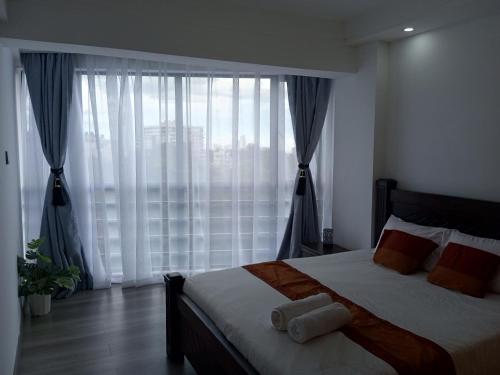 One-Bedroom Apartment image 10