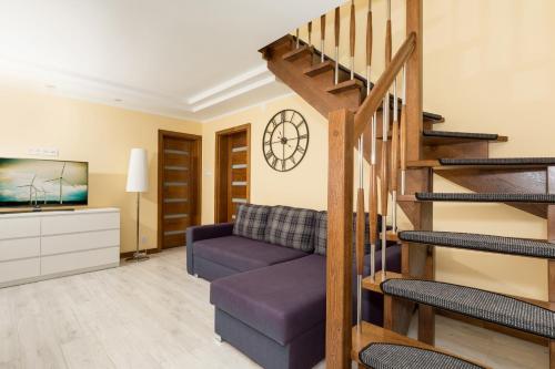 Holiday House BURSZTYN - Nature, Relax & Terrace by Noclegi Renters