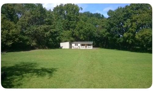 Family friendly sunny Log Cabin