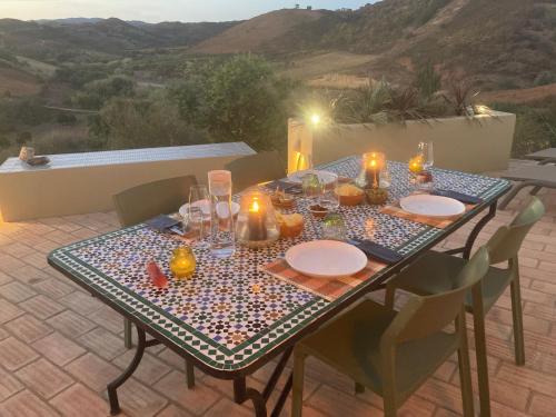 อาหารและเครื่องดื่ม, casa paz tavira in ซานตามาเรีย