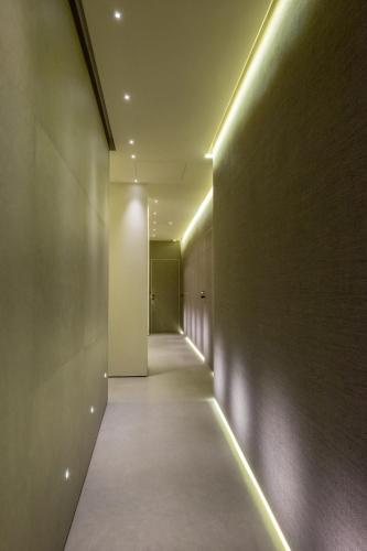 Room 230 Roma Luxury Suites 5