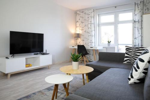 Bright apartment by the park & the river, Breslau (Foto 10)