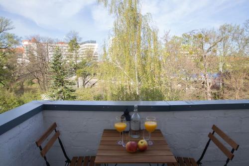Bright apartment by the park & the river, Breslau (Foto 6)