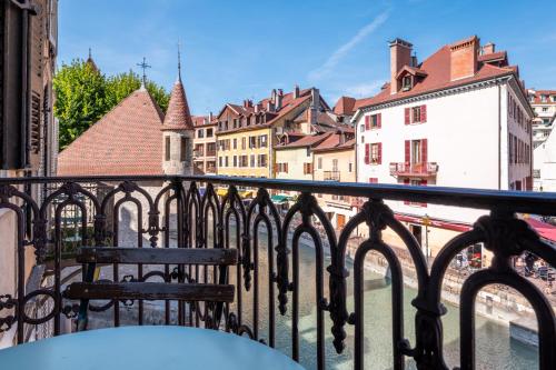 Hôtel du Palais de l'Isle - Hotel - Annecy