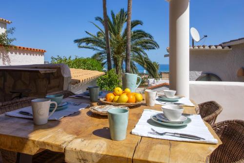 Facilities, Relax near Montgo Massif