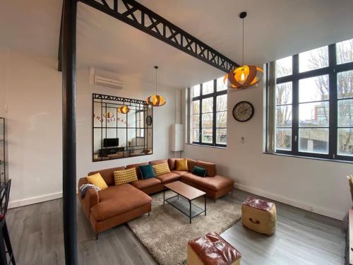 Magnifique loft 4 chambres avec parking - Location saisonnière - Roubaix