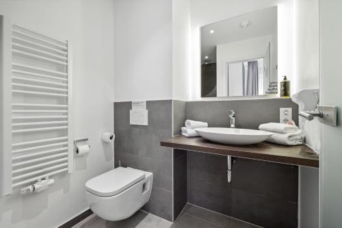 APARTHOTEL living on easystreet - image 11