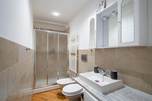 Ticinese Apartment, Milan (photo 4)