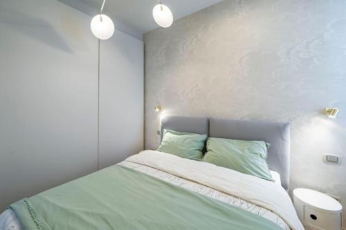 Ticinese Apartment, Milan