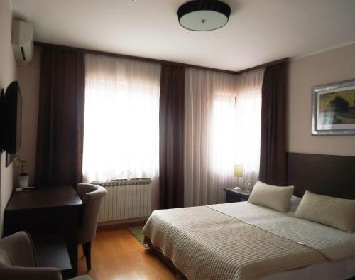 Hotel Divan - image 14