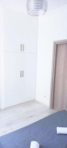 Apartment in the center of Athens - image 2