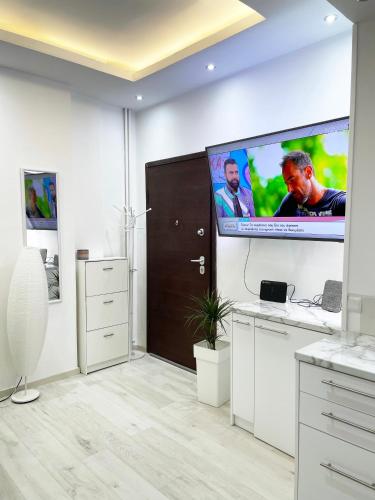 Apartment in the center of Athens - image 4