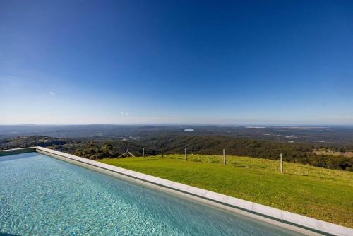 Private Estate - Panoramic Views