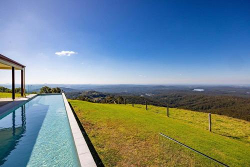 Private Estate - Panoramic Views