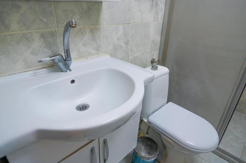 Moonlight Suit Hotel Taksim - image 3