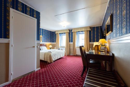 Milling Hotel Plaza - image 2