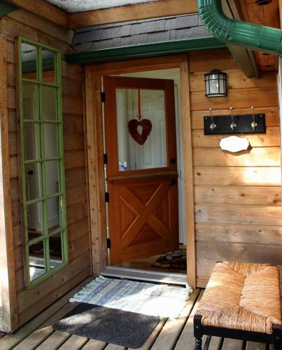 Entrance, Thistle Dew Cottage near Cusheon Lake