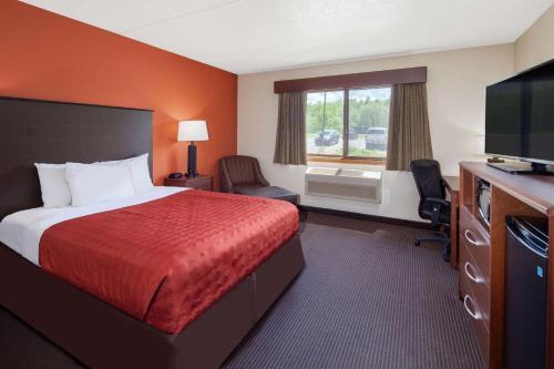 AmericInn by Wyndham Ashland in Ashland, USA