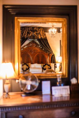 Manor House Inn - image 14