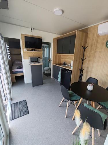 keittiö, Oliva Apartman in Mako