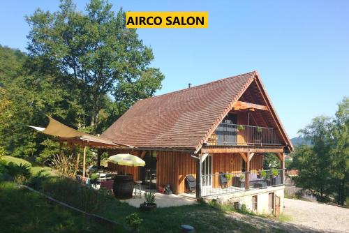 Het gevoel van vrijheid tussen bos en dorp - Chalet - Beaulieu-sur-Dordogne