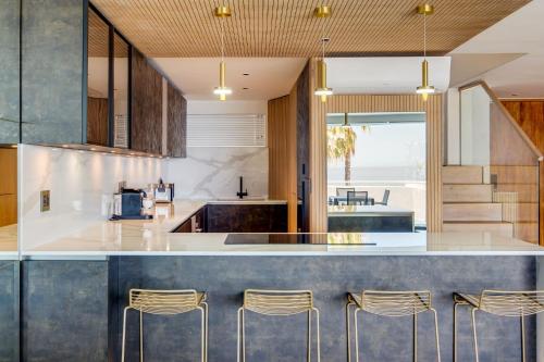 Clifton Palm Views - image 12