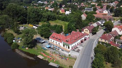 Ubytování Ostende - penzion - Hotel - Chocerady