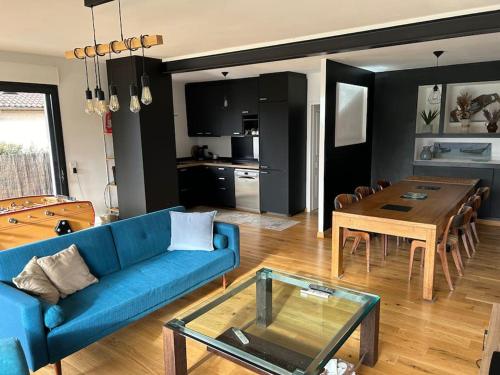 Belle Maison Moderne + terrasse sur terrain 400m2 - Location saisonnière - Andernos-les-Bains