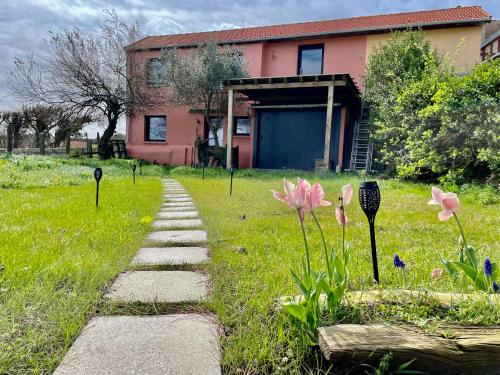 La Maison Rose by Melrose - Location saisonnière - Saint-Côme-de-Fresné