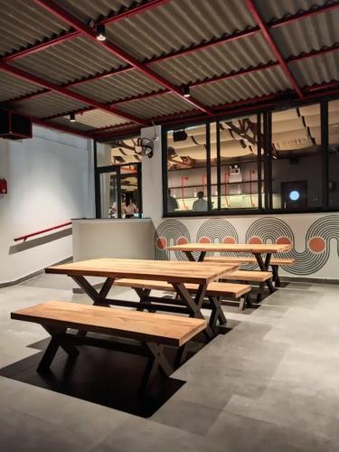 Étterem, Diviyum Manor near Veer Savarkar nemzetközi repülőtér