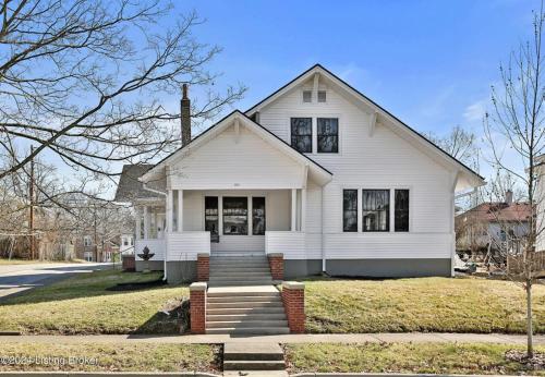 ทัศนียภาพภายนอกโรงแรม, Winter Rates Bourbon Trail Hot Tub Fire Pit in เชลบีวิลล์ (KY)