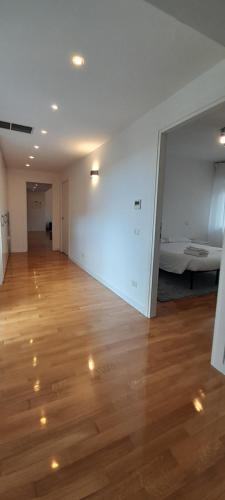 Guesthouse 2012 - image 12