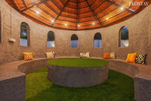 12 BHK Villa with Private Pool image 5