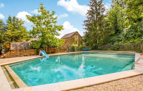 Beautiful Home In Mirandol Bourgnounac With Outdoor Swimming Pool