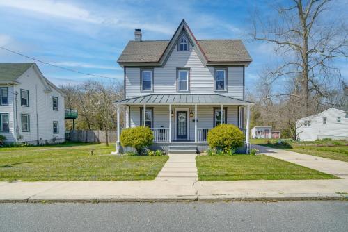 Family-Friendly Mays Landing Home Near The Cove! in Gravelly Run, USA