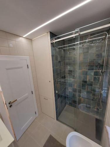 Badkamer, Casa do Mestre João (Casa do Mestre Joao) in Cabriz